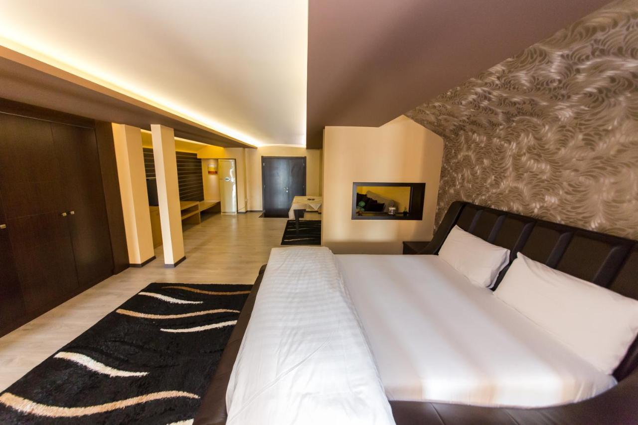 Hotel Denver Тирана Экстерьер фото